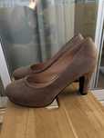 Sapatos femininos camurça cinza com salto - Seaside