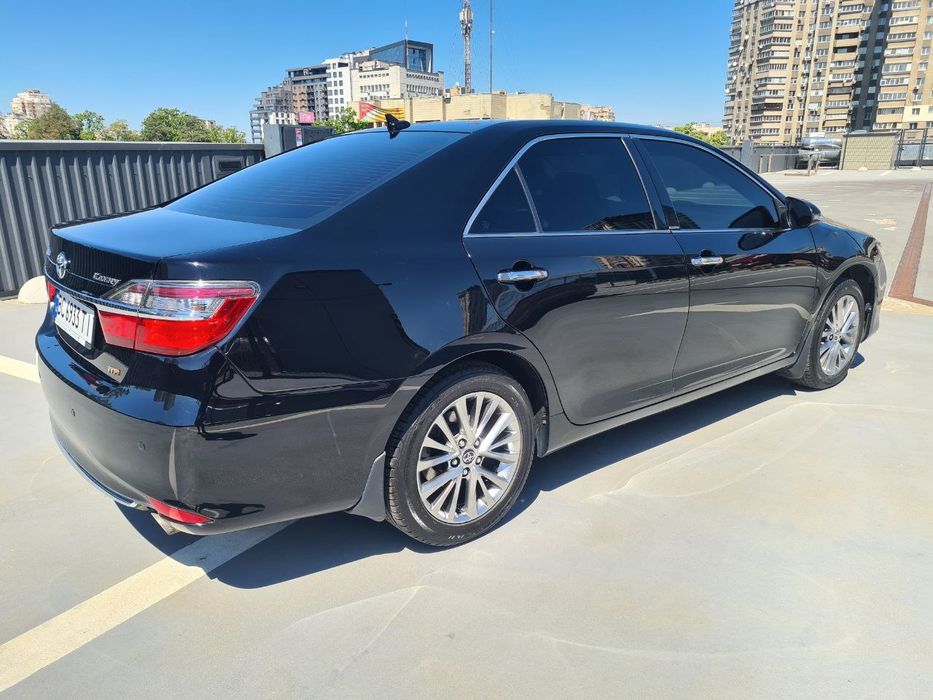 Продам своє авто Toyota Сamry 2016 рік