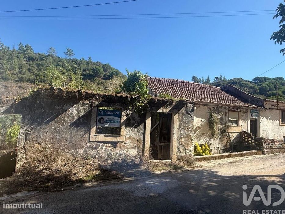 Casa / Villa T3 em Porto de Mós - São João Baptista e São Pedro de 387