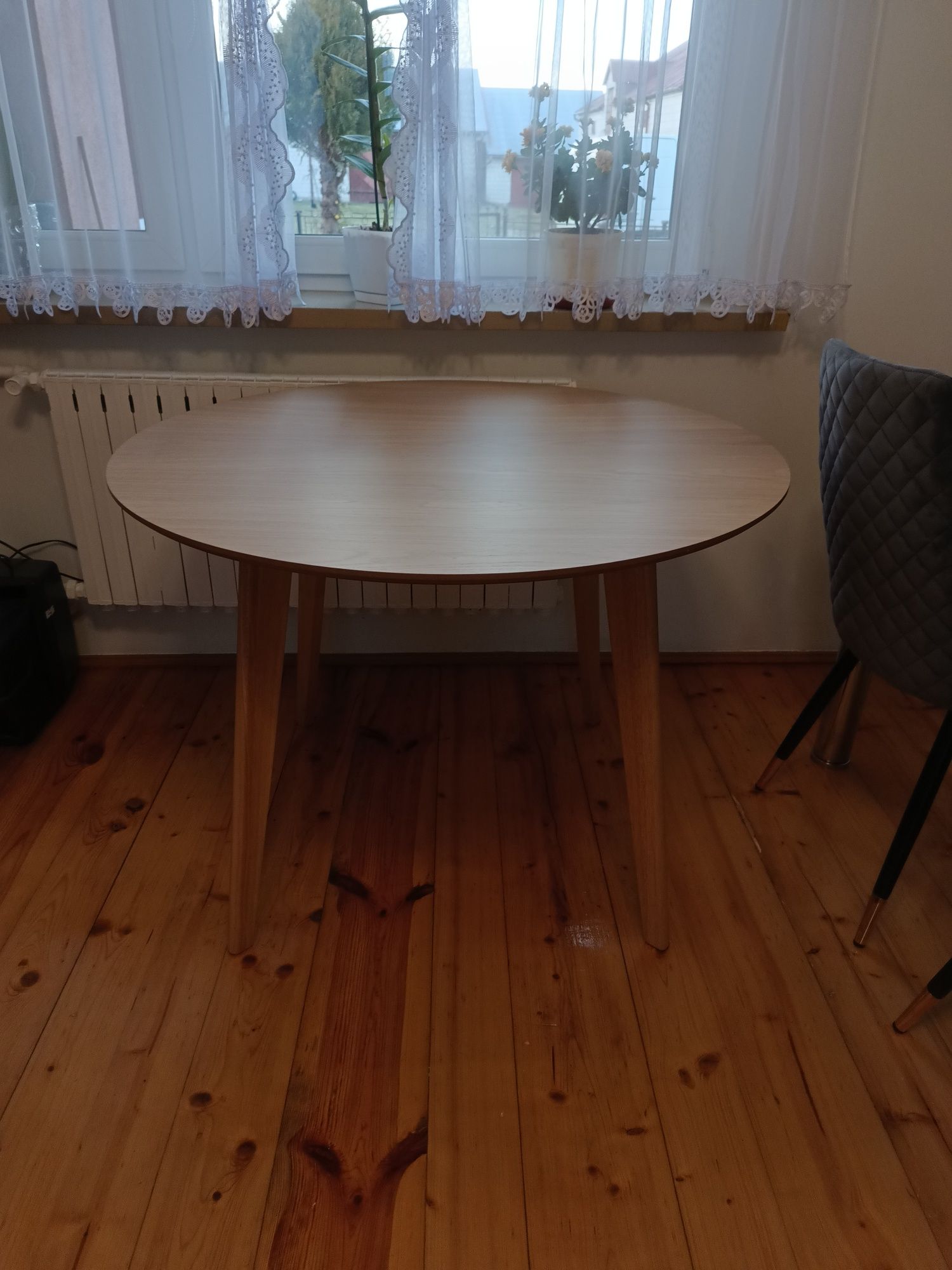 Sprzedam stół jadalniany