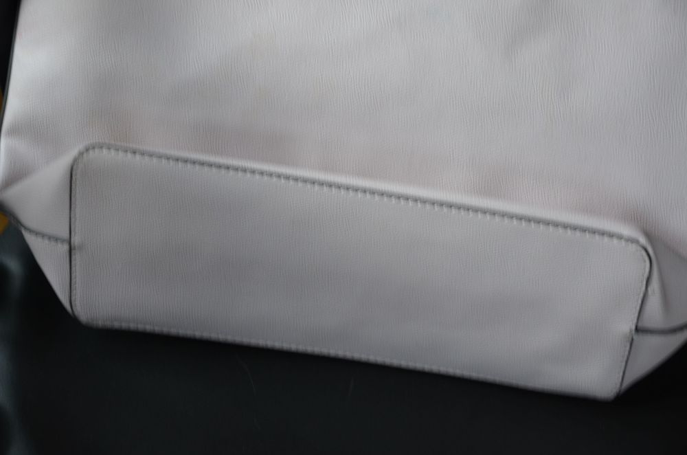 duża torba/torebka Guess z kosmetyczką