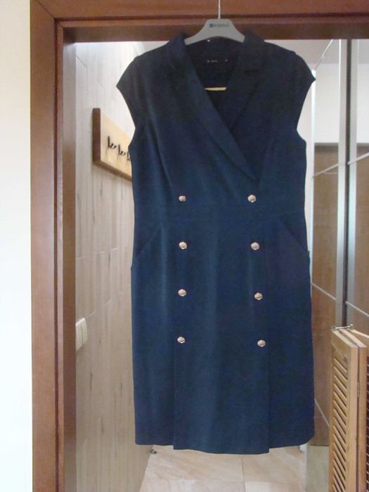 Sukienka bez rękawów, dwurzędowa, Monnari, 40.