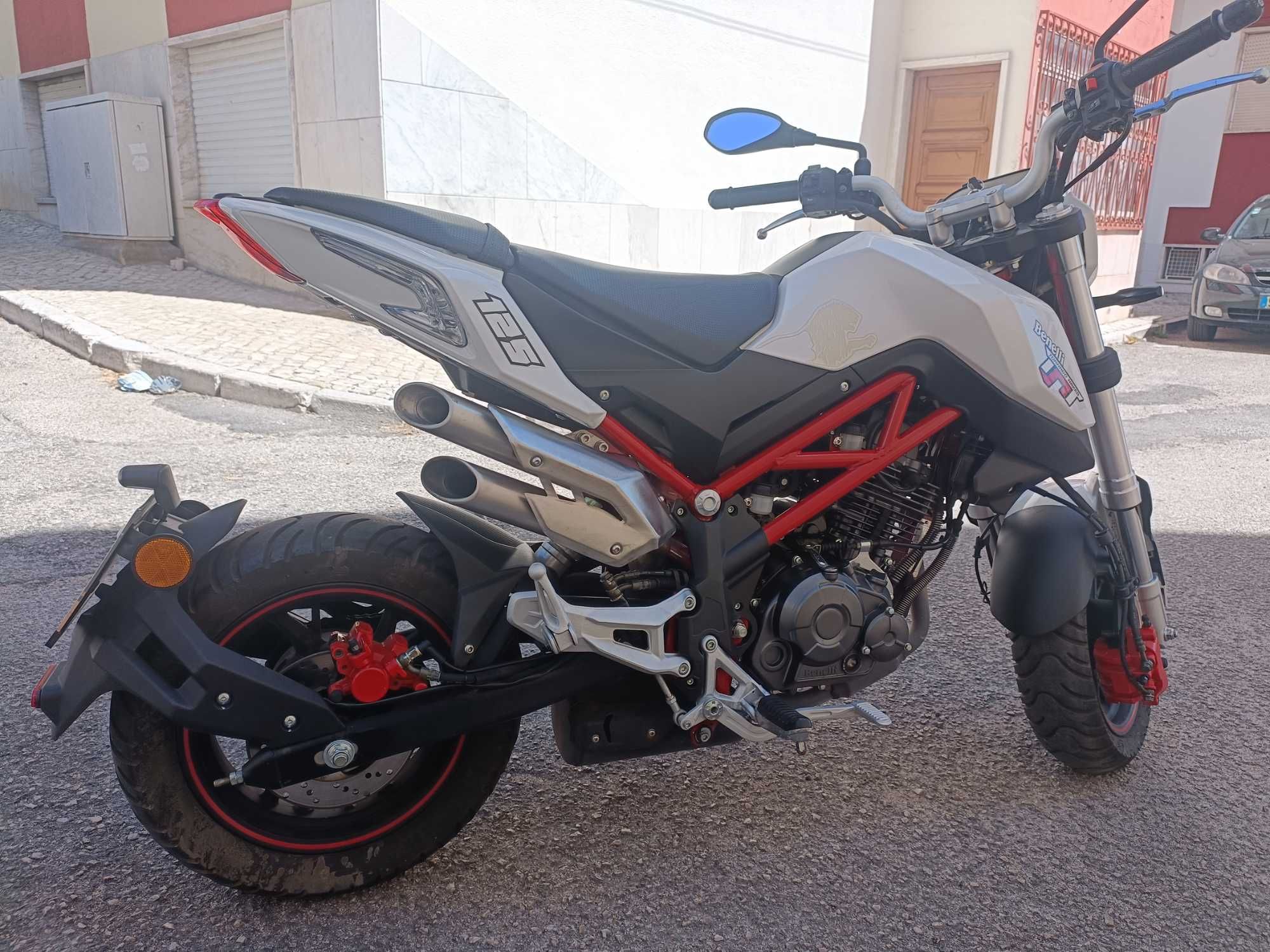 Mota Benelli Tnt 125