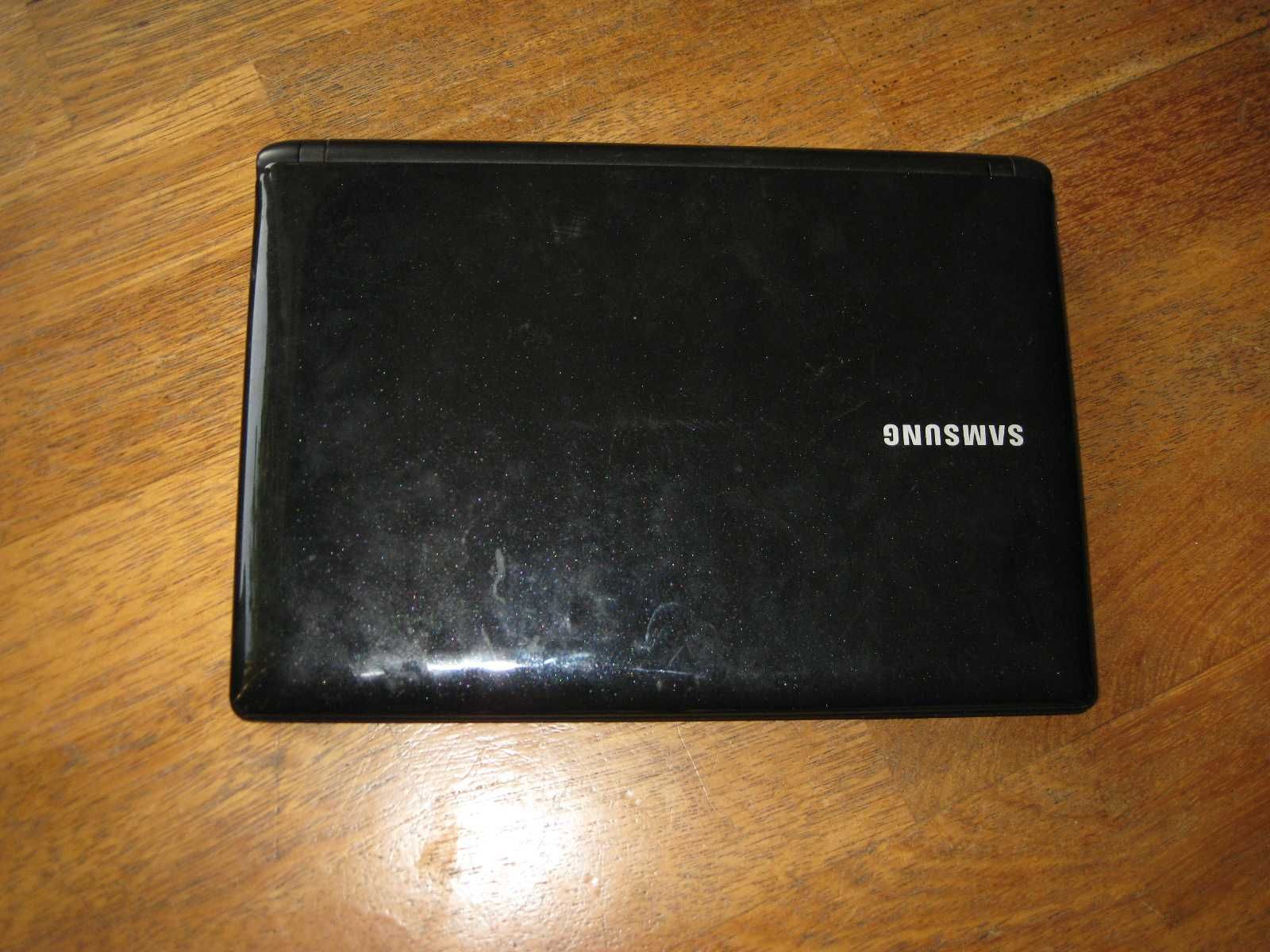 Sprzedam netbook Samsung N150 Plus