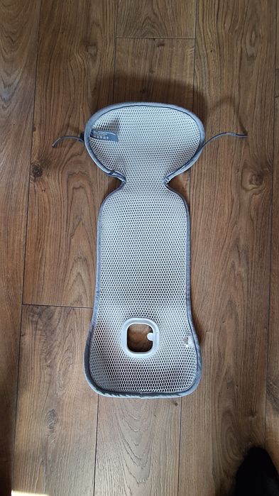 Mata antypotowa AeroMoov 9-18 kg