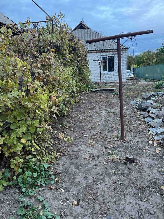 Будинок в селищі Козельщина