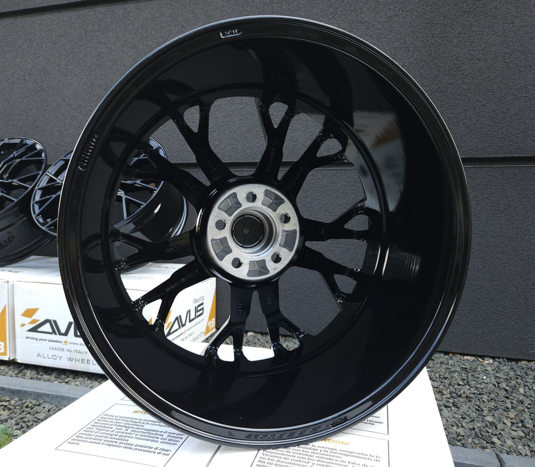 Toyota C-HR II 18 Nowe 5x114,3 RAV4 V Corolla Cross ET35 Felgi Czarne