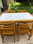 Conjunto Mesa mais cadeiras
