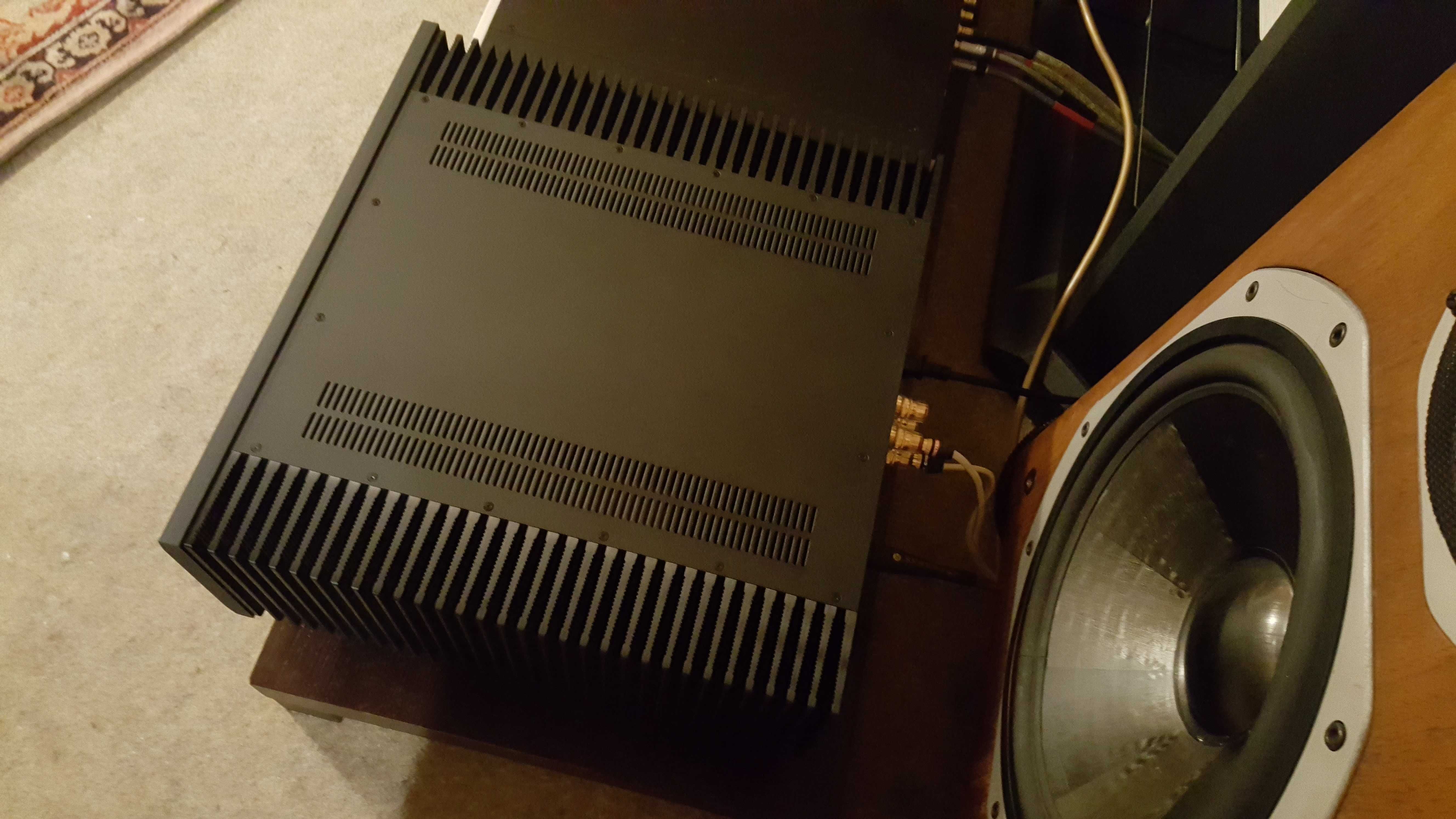 Monobloki Musical Fidelity M8 -700m okazja nowe. Zasilą każdą kolumnę