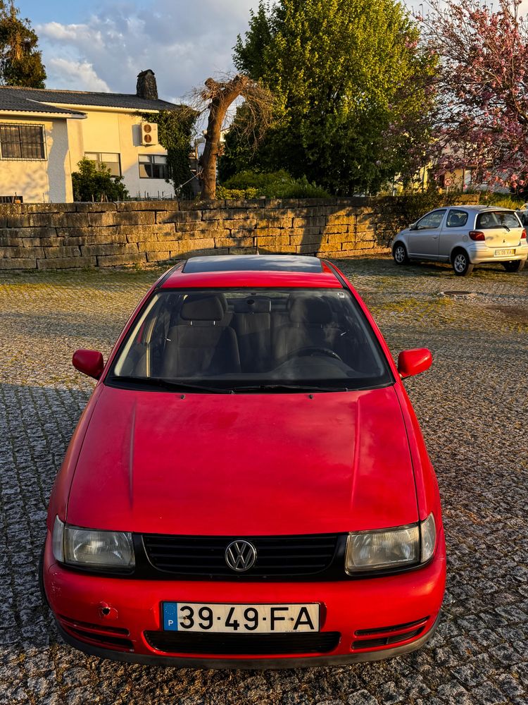 Polo 95 com teto 1.0