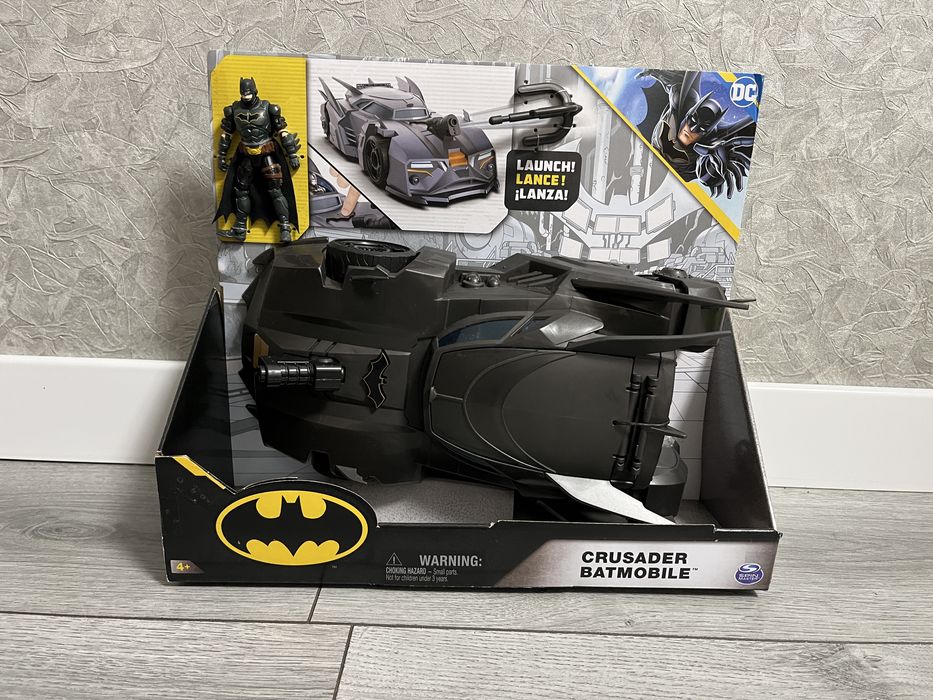 Машинка Бетмобіль та фігурка Бетмен, машинка, ігровий набір.