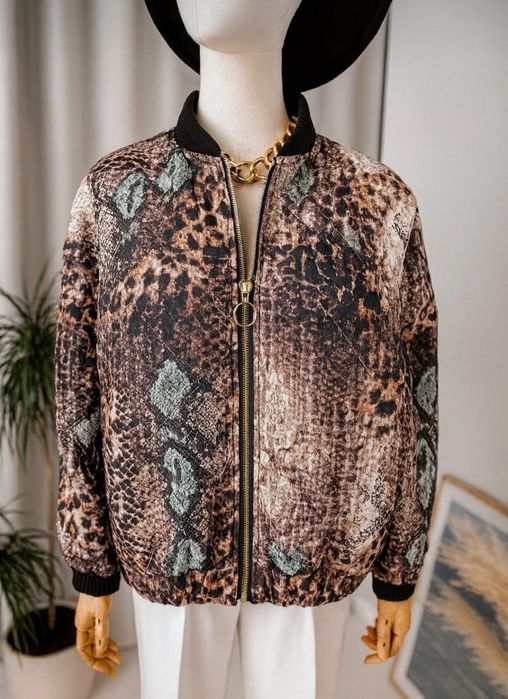 Kurtka bomberka pikowana wężowa czekoladowa L/XL
