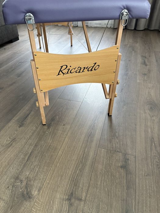 Продам Масажний стіл Ricardo