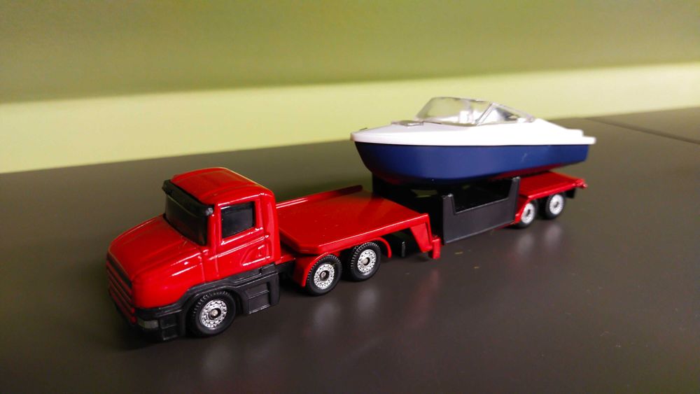 Siku tir ciężarówka łódka statek jacht 1:87