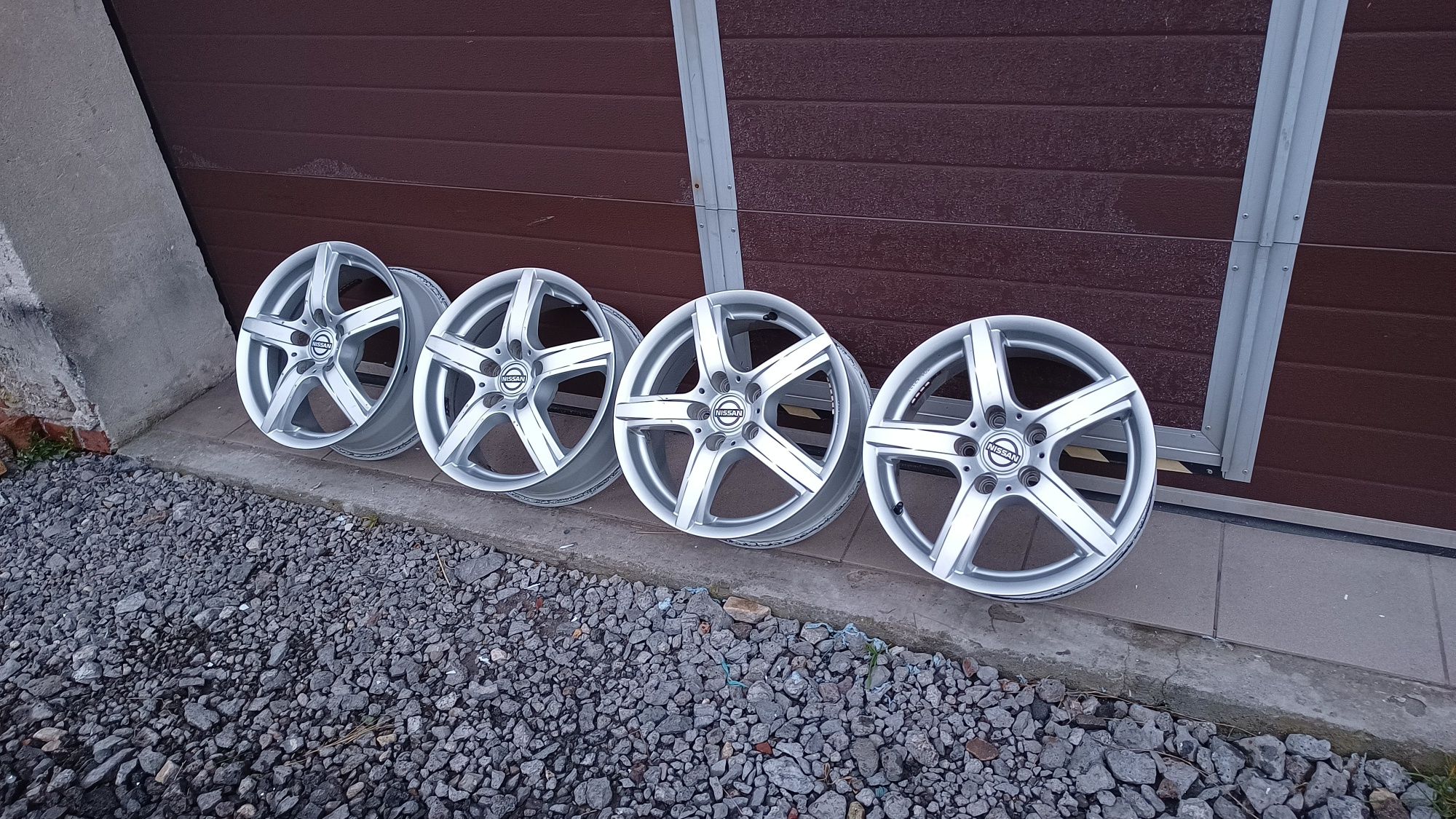 "16 alufelgi 5x114,3 Nissan Juke Qashqai   Et 40