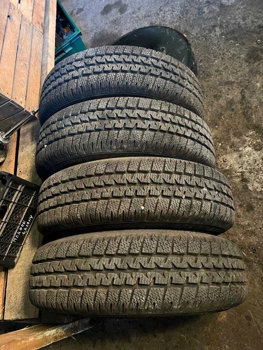 14 c  185 резина диски mitsubishi L400 R 14  185 C