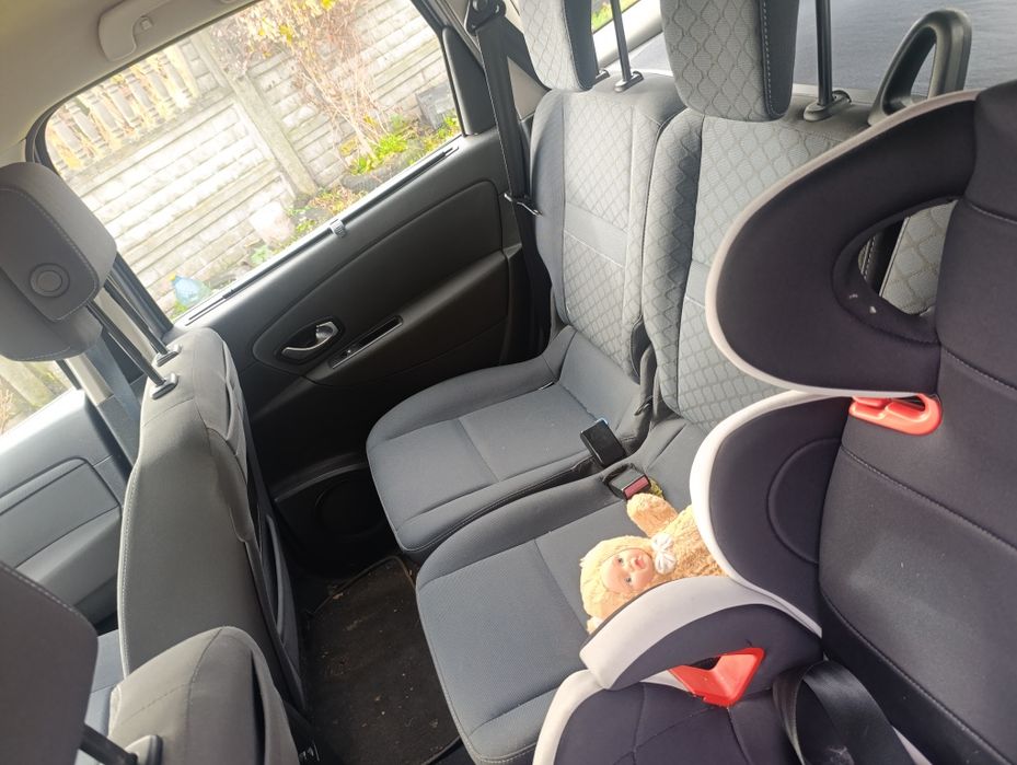 Продам renault grand scenic 2010 1.9 dci