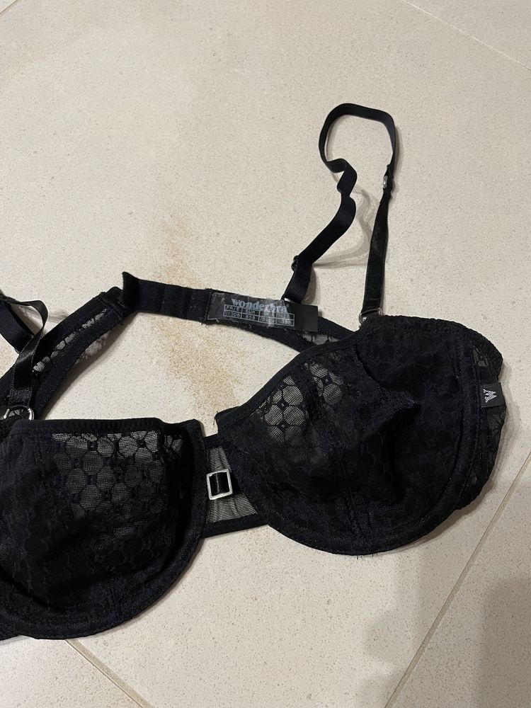 Biustonosz Wonderbra 85B