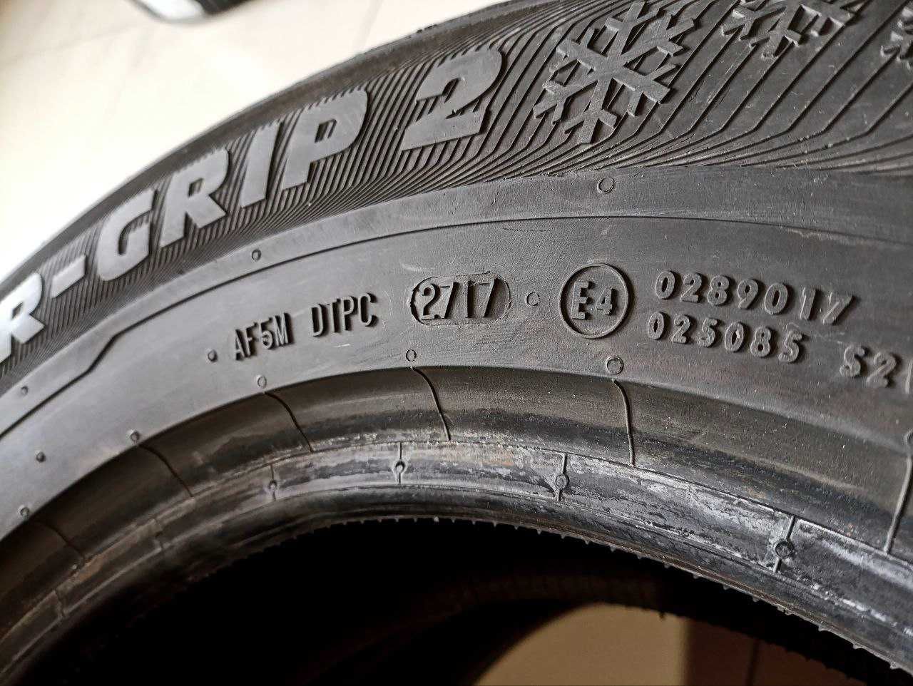Комплект шин 215/65R16 98H Semperit Master-Grip 2