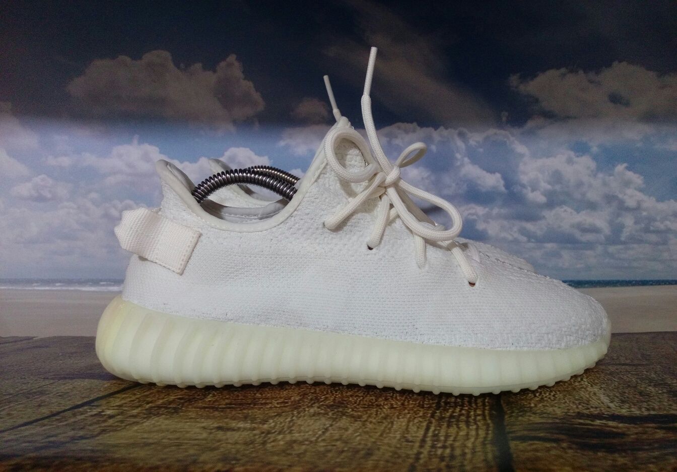 Adidas Yeezy Boost 350 V2  оригінал 26 см. літні кросівки унісекс