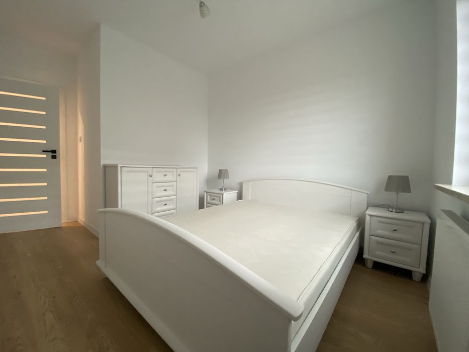 Wynajmę mieszkanie (3 pokojowe, 62m2). Jeziorna Towers.