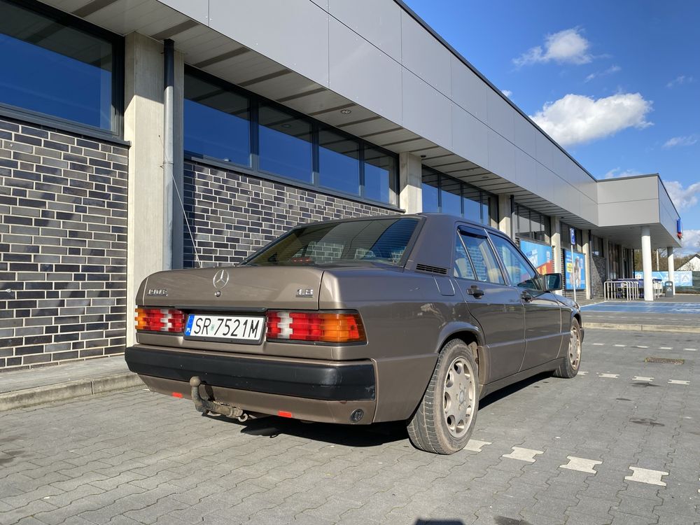 Mercedes Benz W201 190E 1.8 Automat