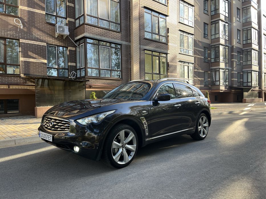 Продам Infiniti FX37