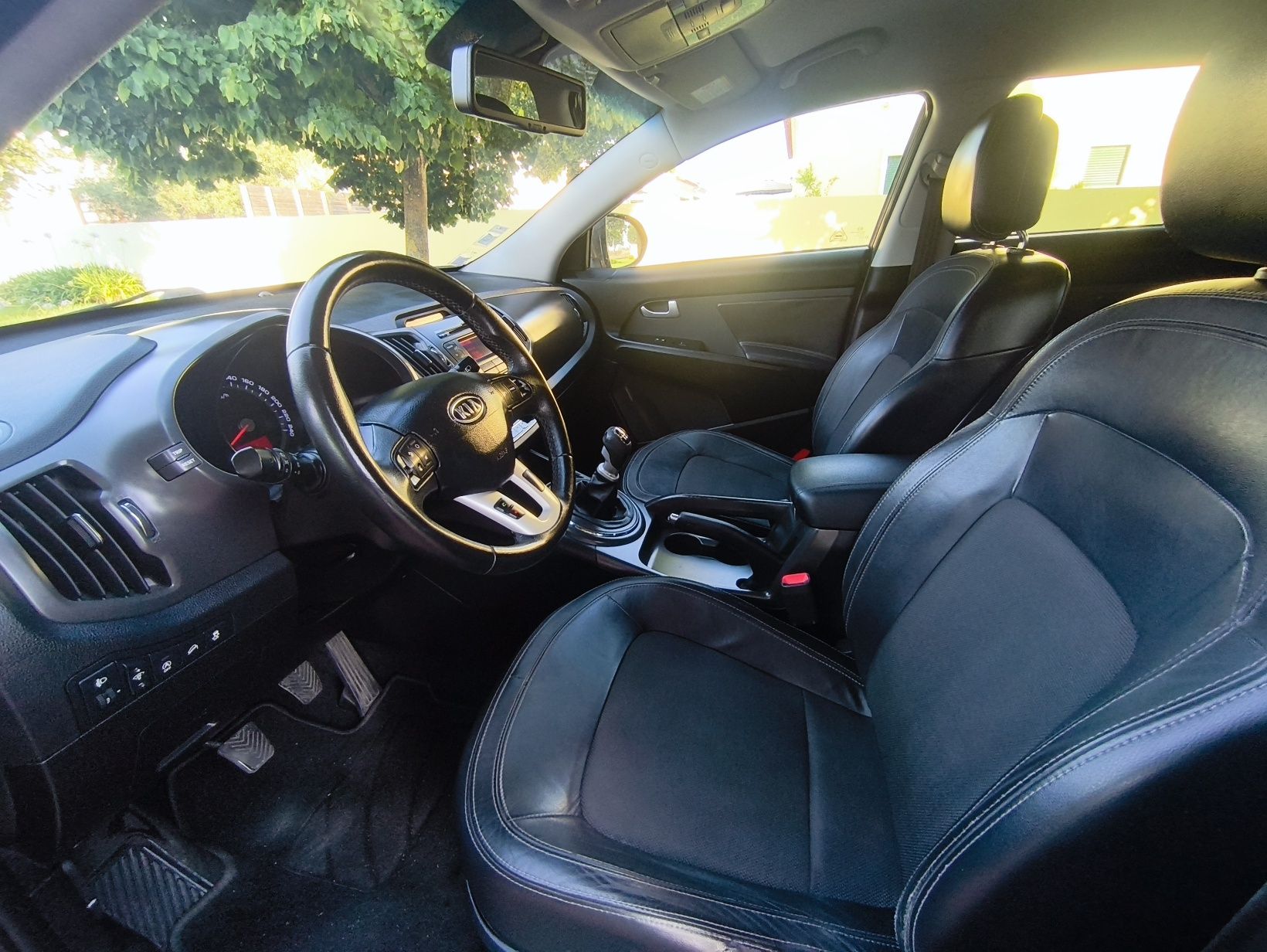 Kia Sportage 1.7 CRDi   2011, Nacional estimado

Kia Sportage