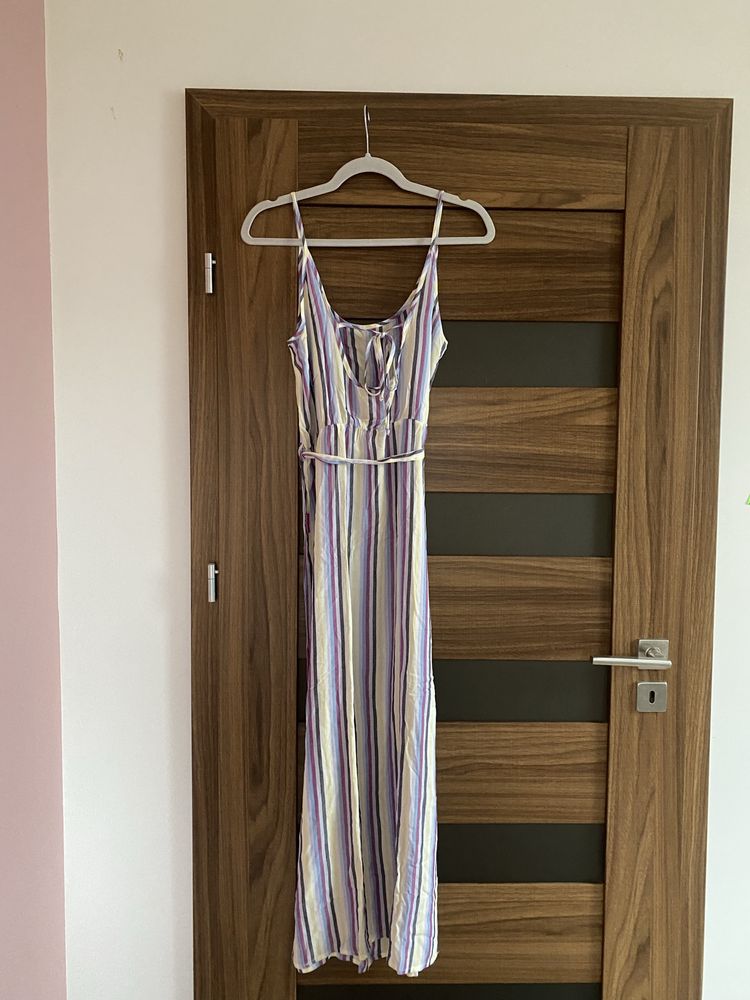 letnia sukienka maxi w paski marki coalition