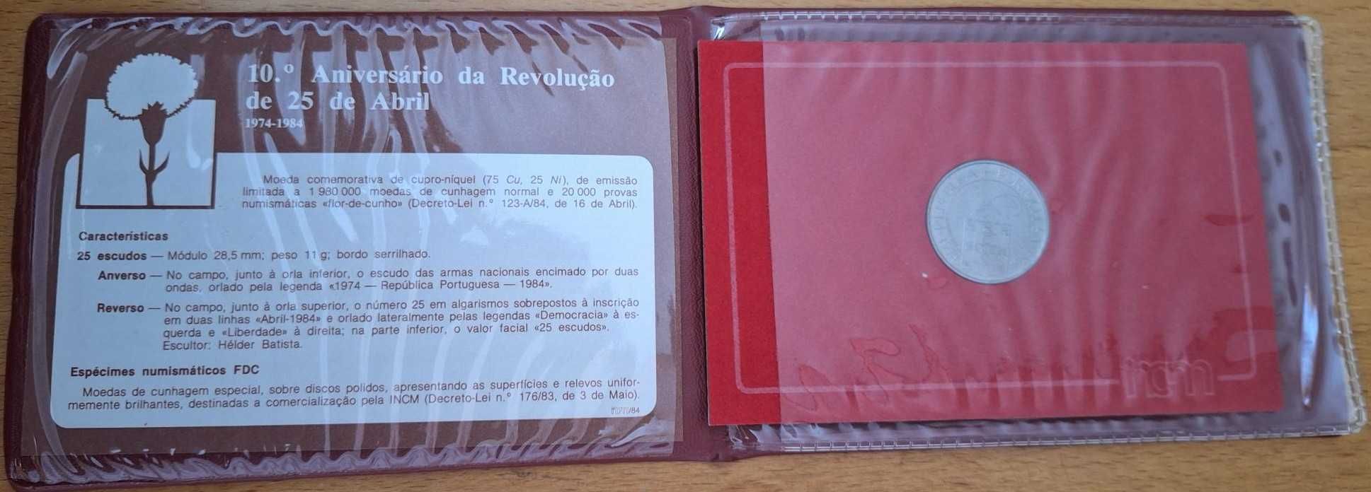 Moeda FDC do 10º. Aniversário da Revolução de 25 de Abril