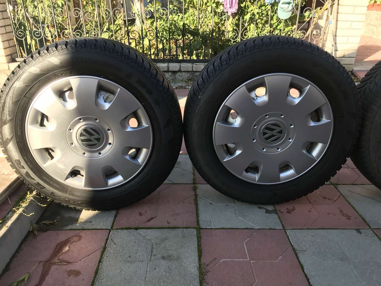 Диски сталеві  з гумою 195/65/15 Goodyear