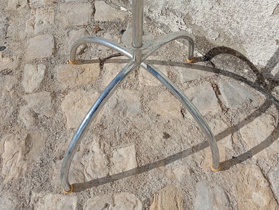 Bengaleiro/cabide de pé