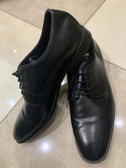 Нові класичні черевики туфлі  H&M р.43