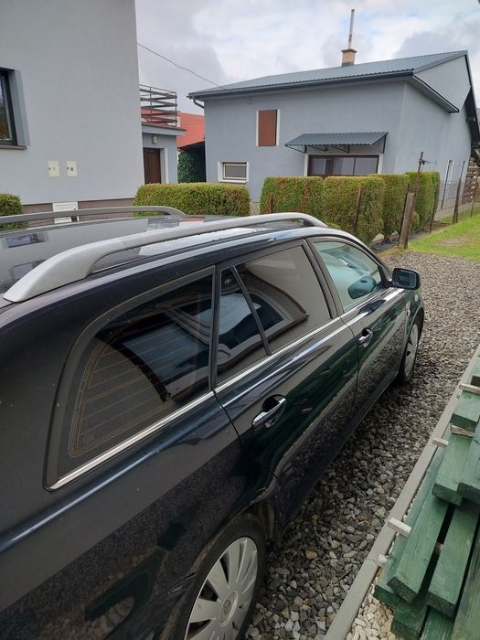 Toyota Avensis combi