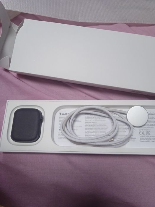 Apple watch series 9 45mm на гарантии