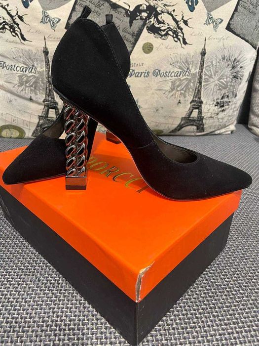 Продам туфлі-човники (лодочки)