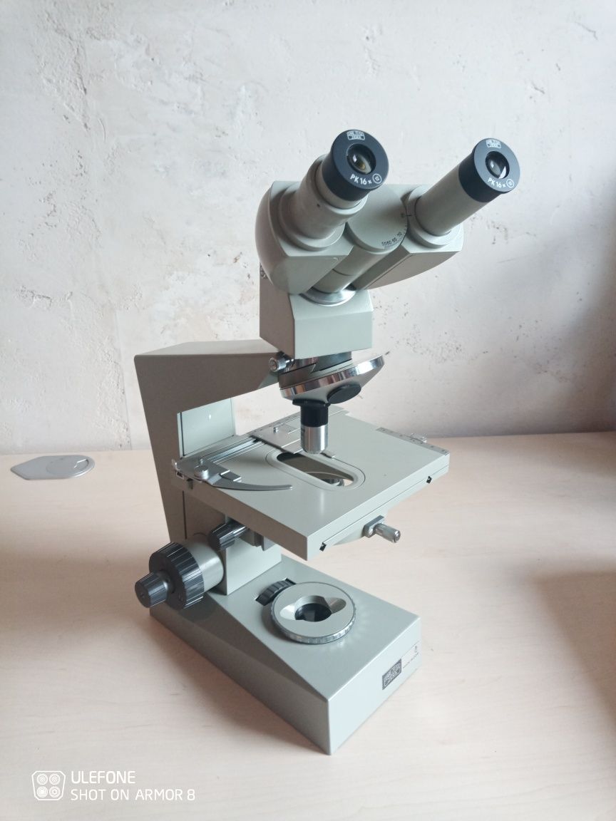 Микроскоп Carl Zeiss jena ergaval