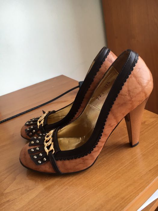 Новые женские кожаные туфли