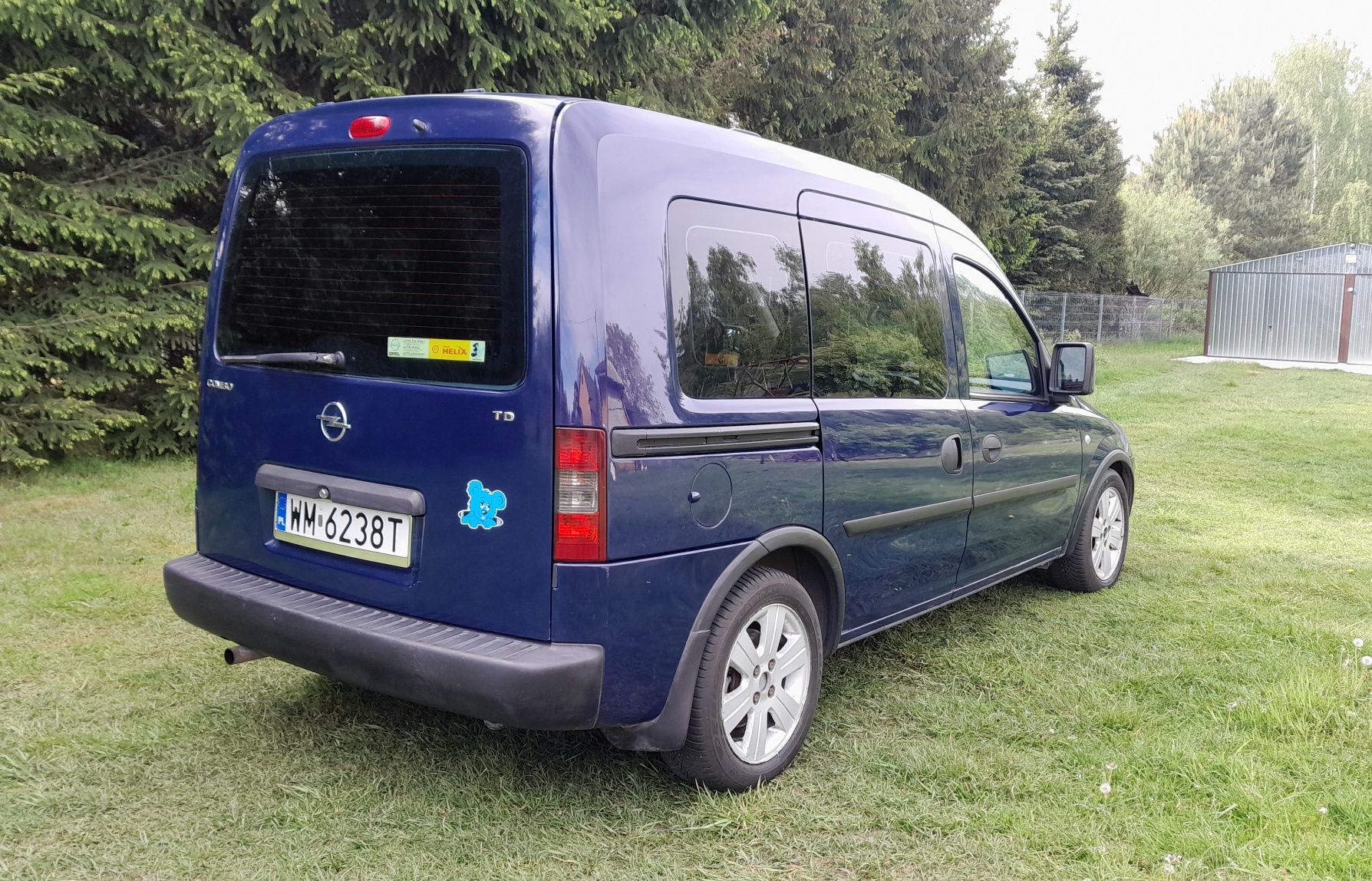 Opel Combo C Salon Polska nowe opony samochód Opel Combo 2006 rok