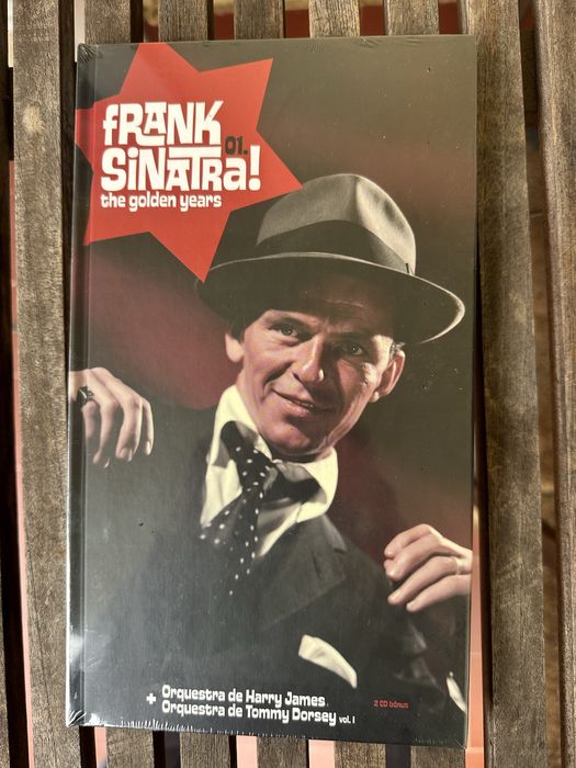 Frank Sinatra "The Golden Years" Livro + 2 CDs
