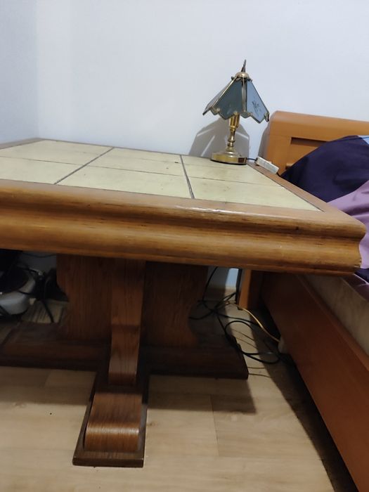 Stolik solidny dębowy z kafelkami, antyk