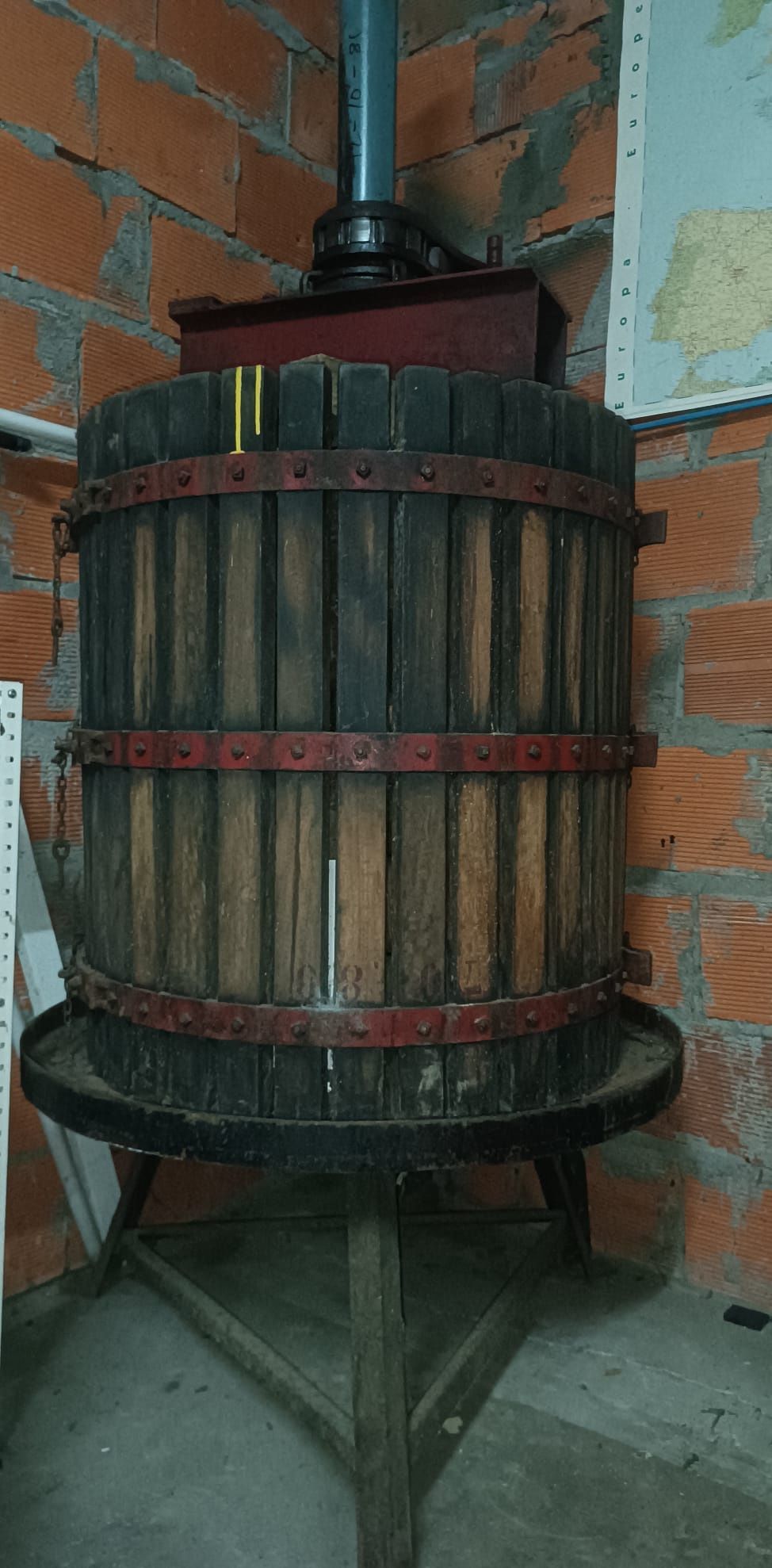 Prensa  Uvas - Esmagador  - Espremedeira