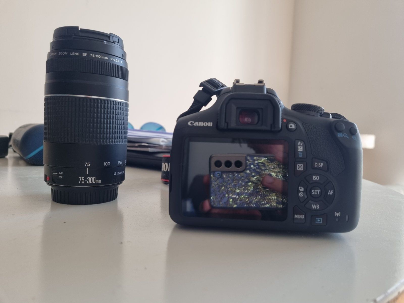 Vendo canon 2000d