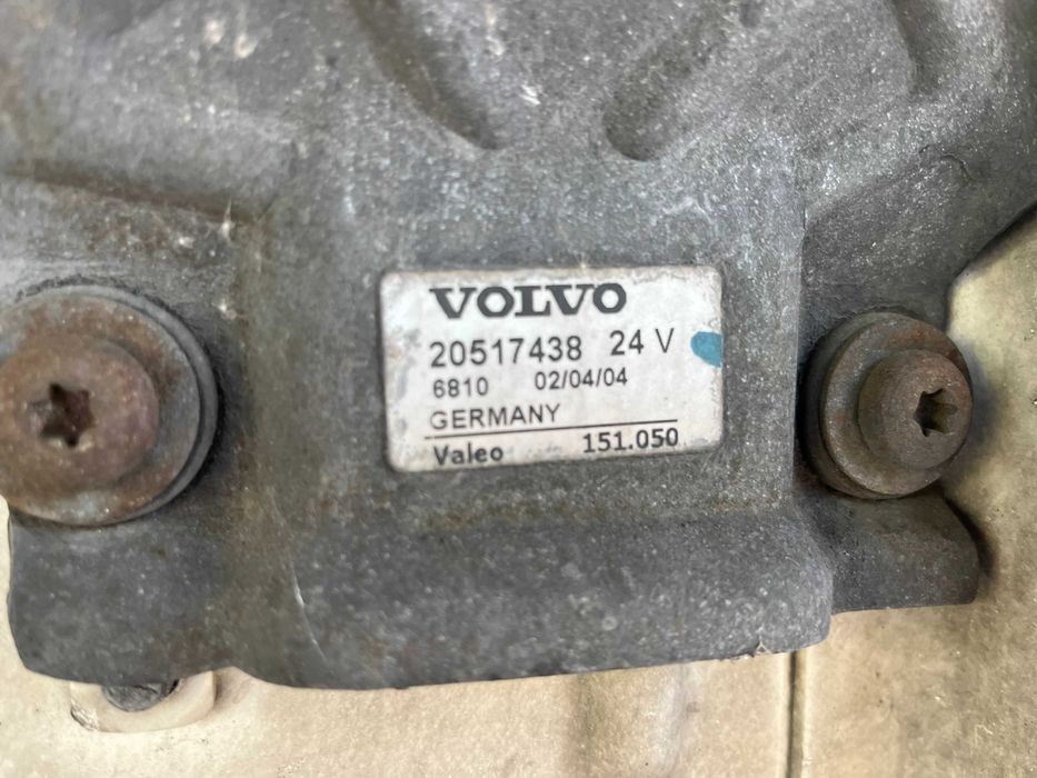 Mechanizm wycieraczek Volvo FH12 205.174.38