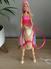 Barbie z koniem który tańczy