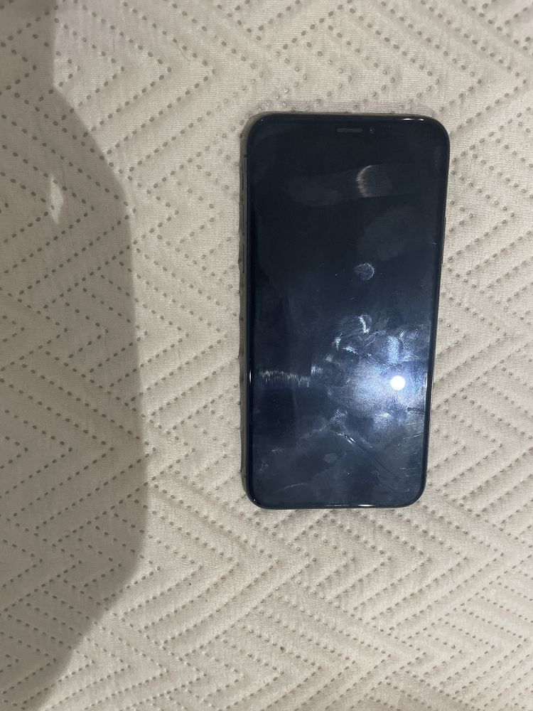Iphone XS usado em muito bom estado sem nada partido desbloqueado a to