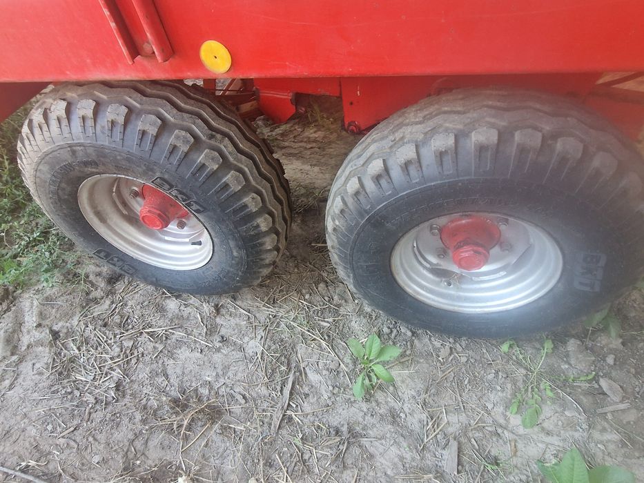 Reboque autocarregante forrageiro pottinger