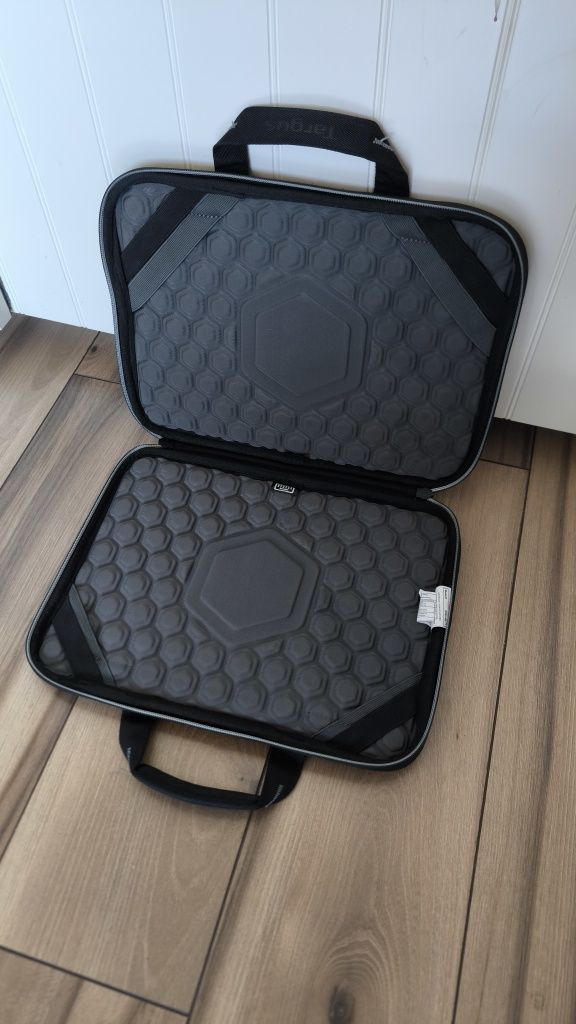 Targus - torba na laptop, tablet.