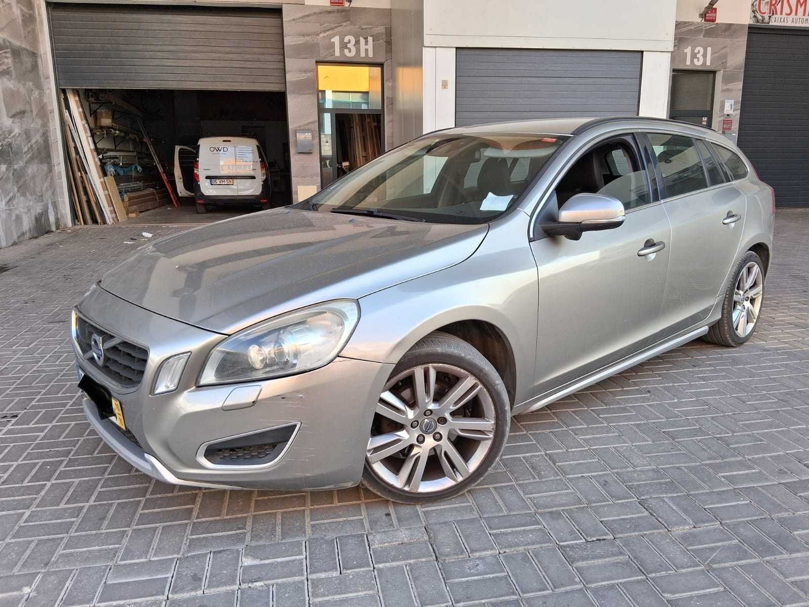 Oportunidade! Volvo V60 2.0 – Salvado, a Circular! 7.000€