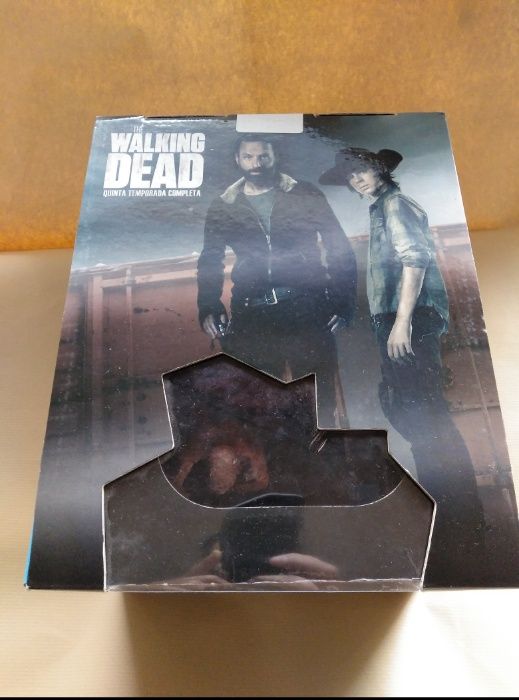 Temporada 5 Walking Dead: 5 Blu ray + 5 DVD - Edição Limitada e Selada